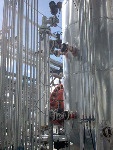 电动浮筒液位变送器应用在新疆吉木乃广汇天液